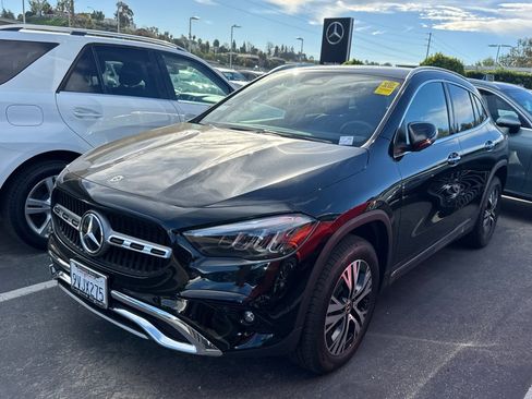 Used 2025 Mercedes-Benz GLA 250 image 2