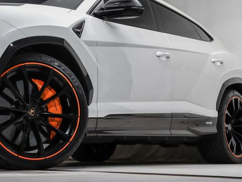 Used 2023 Lamborghini Urus S AWD/4WD image 20
