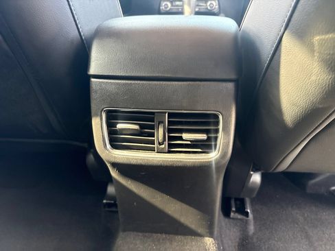 Used 2025 MAZDA CX-5 AWD 2.5 S w/ Preferred Package image 8