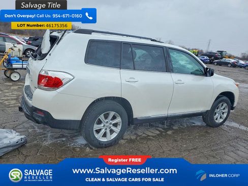 Used 2012 Toyota Highlander SE w/ Tow Pkg AWD/4WD image 4