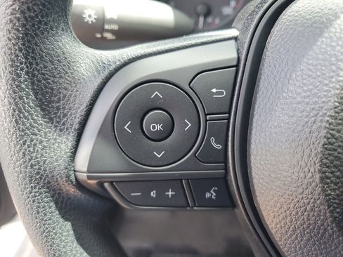 Used 2025 Toyota Corolla LE FWD image 19