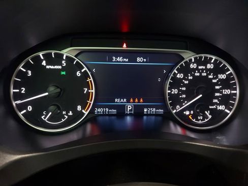 Used 2025 Nissan Altima 2.5 SV FWD image 14