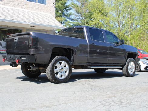 Used 2016 Chevrolet Silverado 2500 LT w/ LT Convenience Package image 6