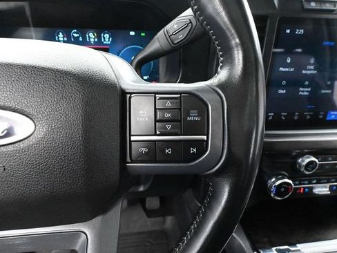 Used 2023 Ford F250 Lariat w/ Lariat Ultimate Package AWD/4WD image 31