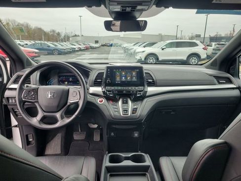 Certified 2024 Honda Odyssey Sport image 22