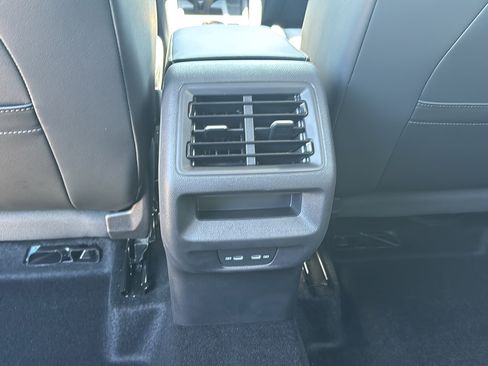 New 2026 Volkswagen Tiguan SE R-Line AWD/4WD image 16