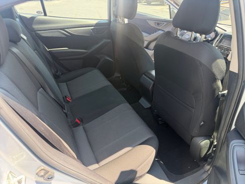 Used 2018 Subaru Impreza 2.0i AWD/4WD image 27