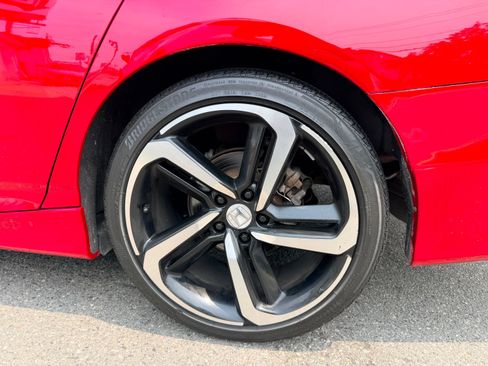 Used 2018 Honda Accord Sport image 37