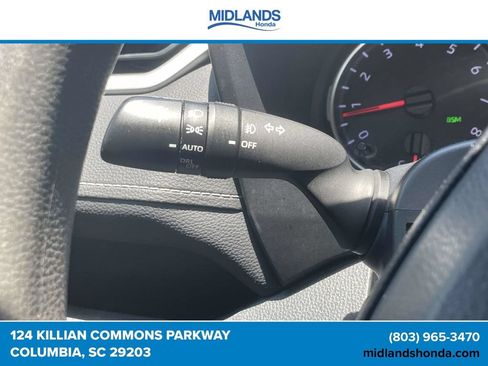 Used 2020 Toyota RAV4 XLE FWD image 22
