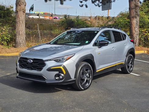 Used 2024 Subaru Crosstrek 2.5i Sport w/ Crosstrek Mirror Package AWD/4WD image 3