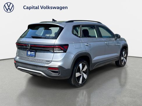 Used 2025 Volkswagen Taos S AWD/4WD image 5