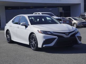 Used 2024 Toyota Camry SE FWD video 2