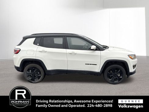 Used 2020 Jeep Compass Latitude image 11