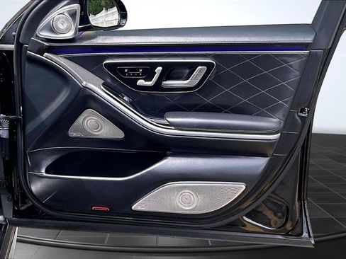 Used 2021 Mercedes-Benz S 580 4MATIC Sedan w/ AMG Line image 28