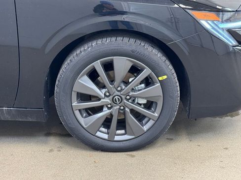 New 2026 Nissan Sentra SL w/ Floor Mat Package FWD image 4