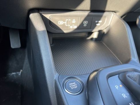 Used 2025 Kia K4 LXS image 25