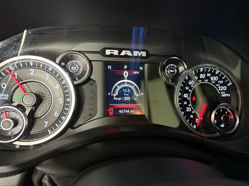 Used 2021 RAM 1500 Big Horn RWD image 22