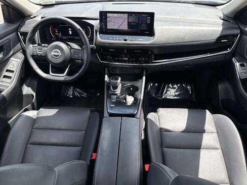 Certified 2024 Nissan Rogue SL w/ SL Premium Package FWD image 17
