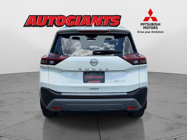 Used 2023 Nissan Rogue SV w/ SV Premium B Package AWD/4WD image 3