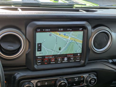 Used 2018 Jeep Wrangler Unlimited Rubicon AWD/4WD image 23