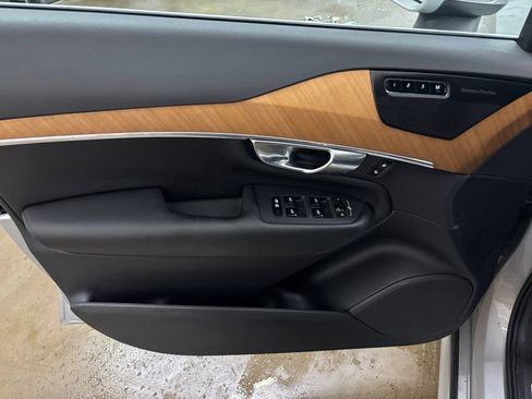 Certified 2023 Volvo XC90 B6 Plus w/ Protection Package Premier AWD/4WD image 11