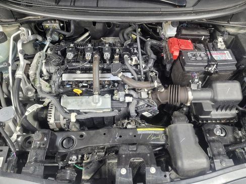 Used 2025 Nissan Versa SV FWD image 30