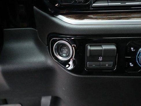 New 2026 GMC Sierra 2500 SLE image 33