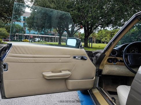 Used 1988 Mercedes-Benz 560 SL image 43