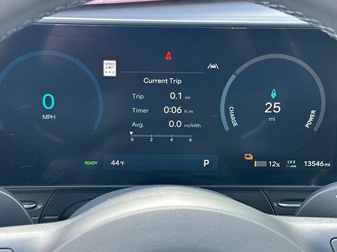 Used 2024 Hyundai Kona SEL image 29