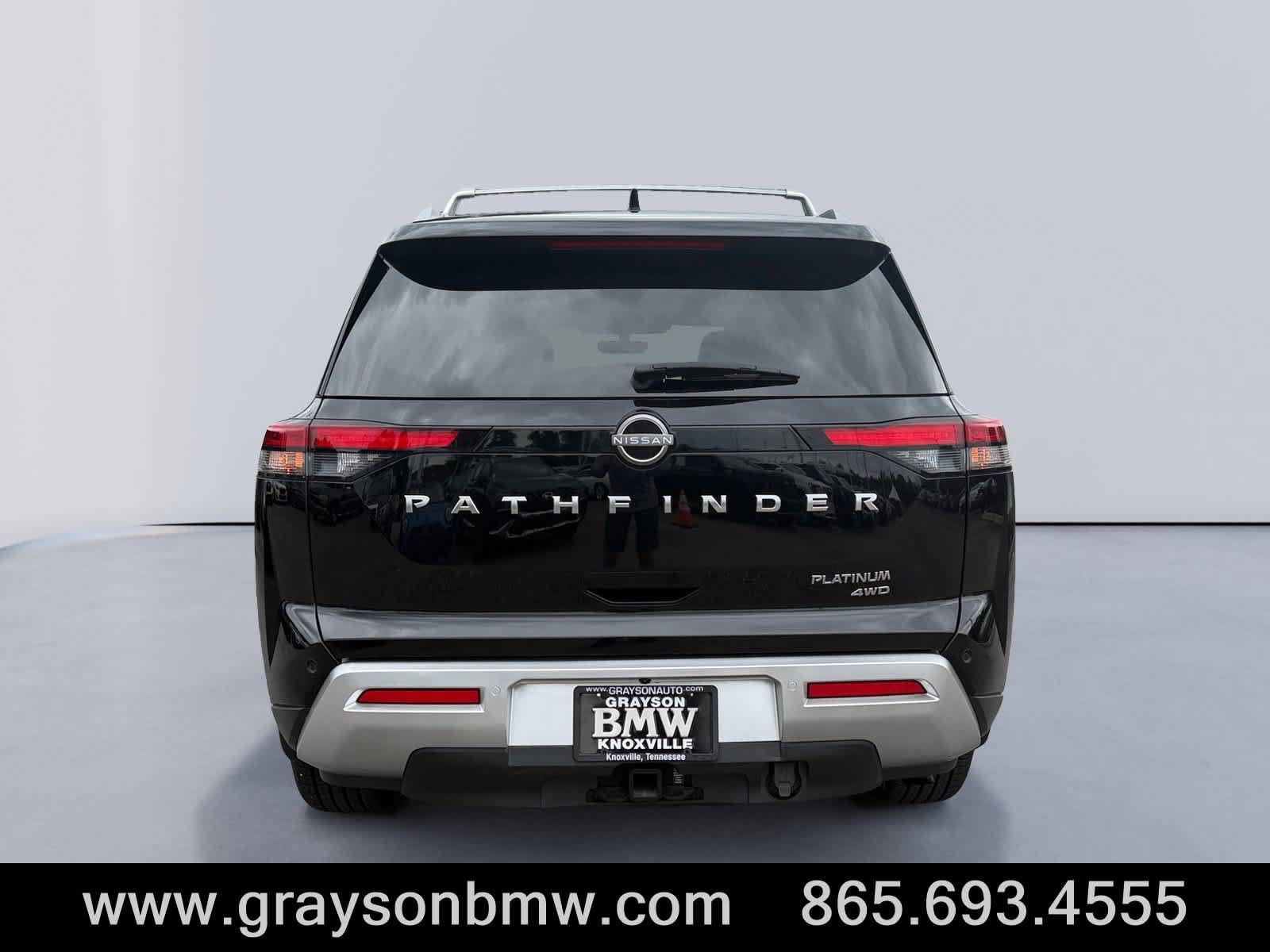 Used 2023 Nissan Pathfinder Platinum w/ Cargo Package AWD/4WD image 4