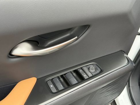 New 2026 Lexus UX 300h AWD image 11