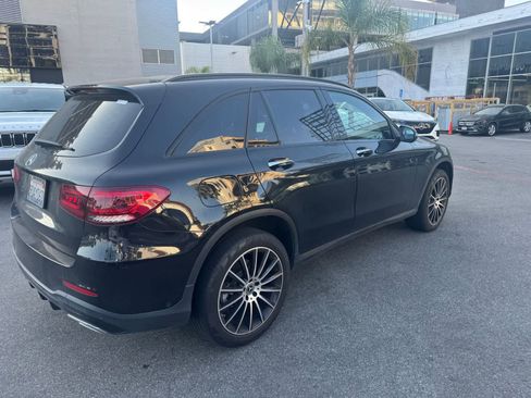 Used 2022 Mercedes-Benz GLC 300 image 3