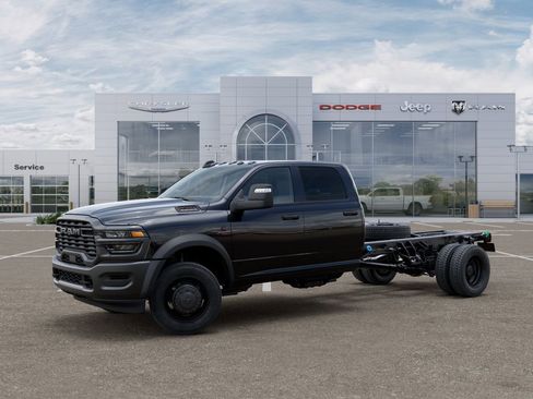 New 2026 RAM 4500 Tradesman AWD/4WD image 2