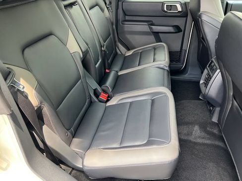 Used 2026 Ford Bronco Outer Banks AWD/4WD image 18