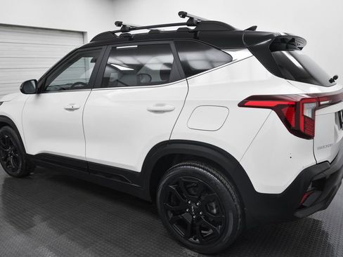 Used 2024 Kia Seltos X-Line image 7