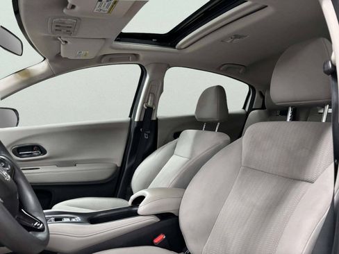 Used 2016 Honda HR-V EX image 14