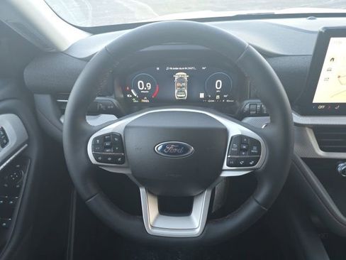 New 2026 Ford Explorer Active AWD/4WD image 13