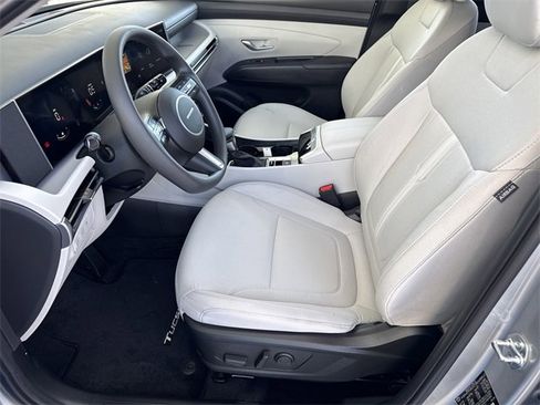 Used 2025 Hyundai Tucson SEL image 11