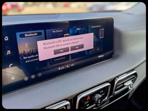 New 2026 Nissan Sentra SV w/ SV Convenience Package FWD image 39