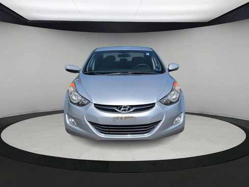Used 2013 Hyundai Elantra GLS w/ Preferred Pkg image 3
