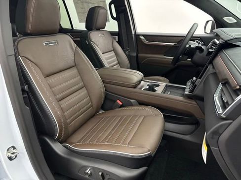 New 2026 GMC Acadia Denali Ultimate image 39