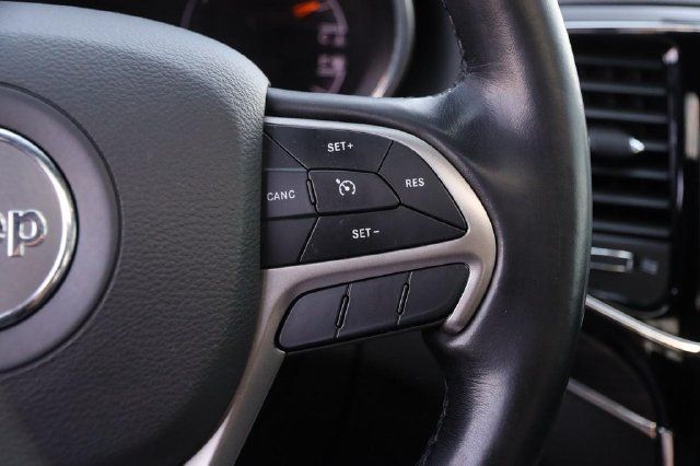 Used 2020 Jeep Grand Cherokee Limited AWD/4WD image 14