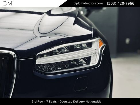 Used 2017 Volvo XC90 T6 Momentum w/ Vision Package AWD/4WD image 13