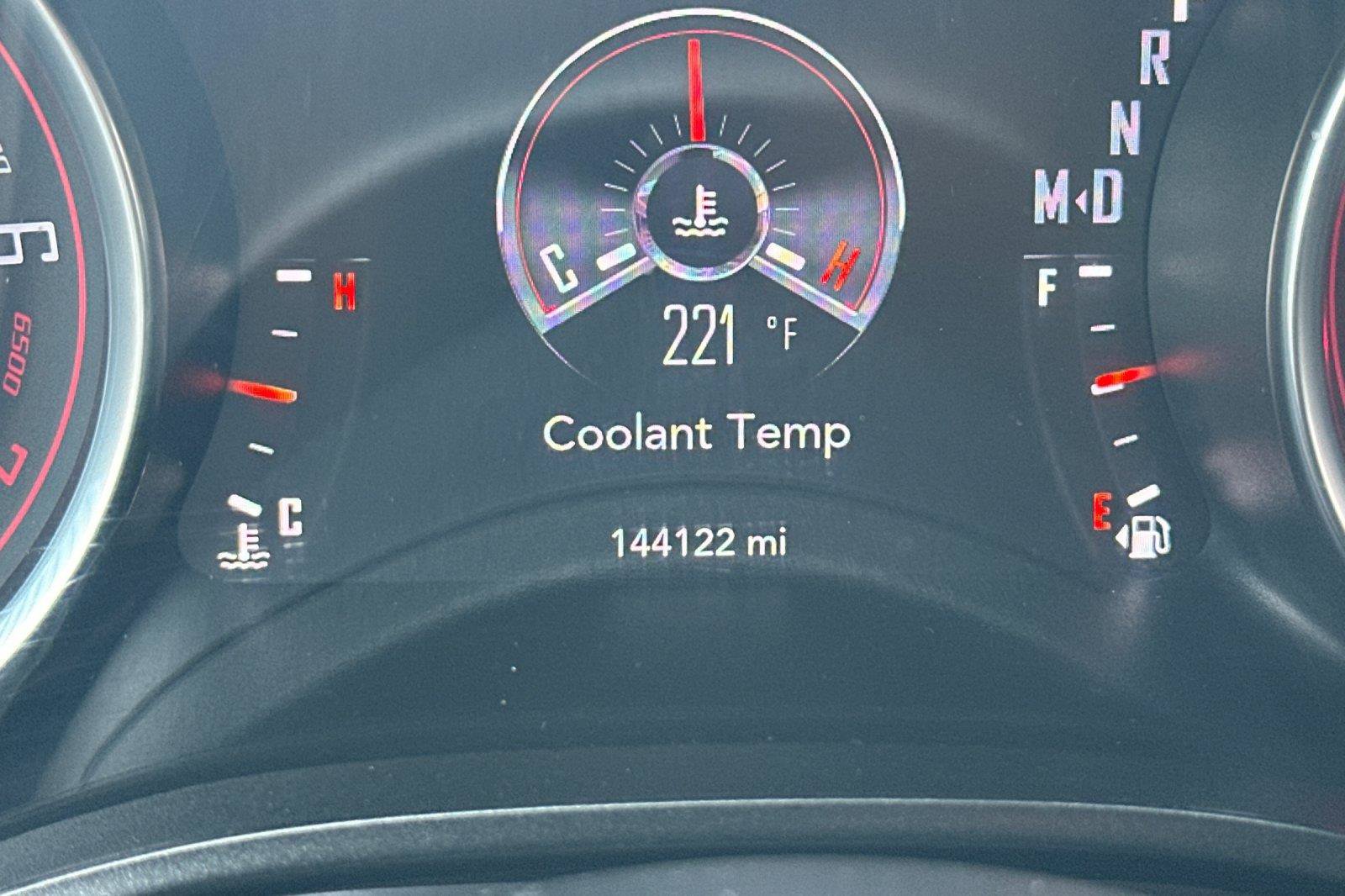 Used 2018 Dodge Challenger SXT RWD image 23