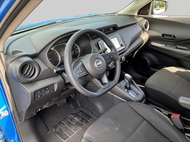 Certified 2025 Nissan Kicks Play S FWD image 19