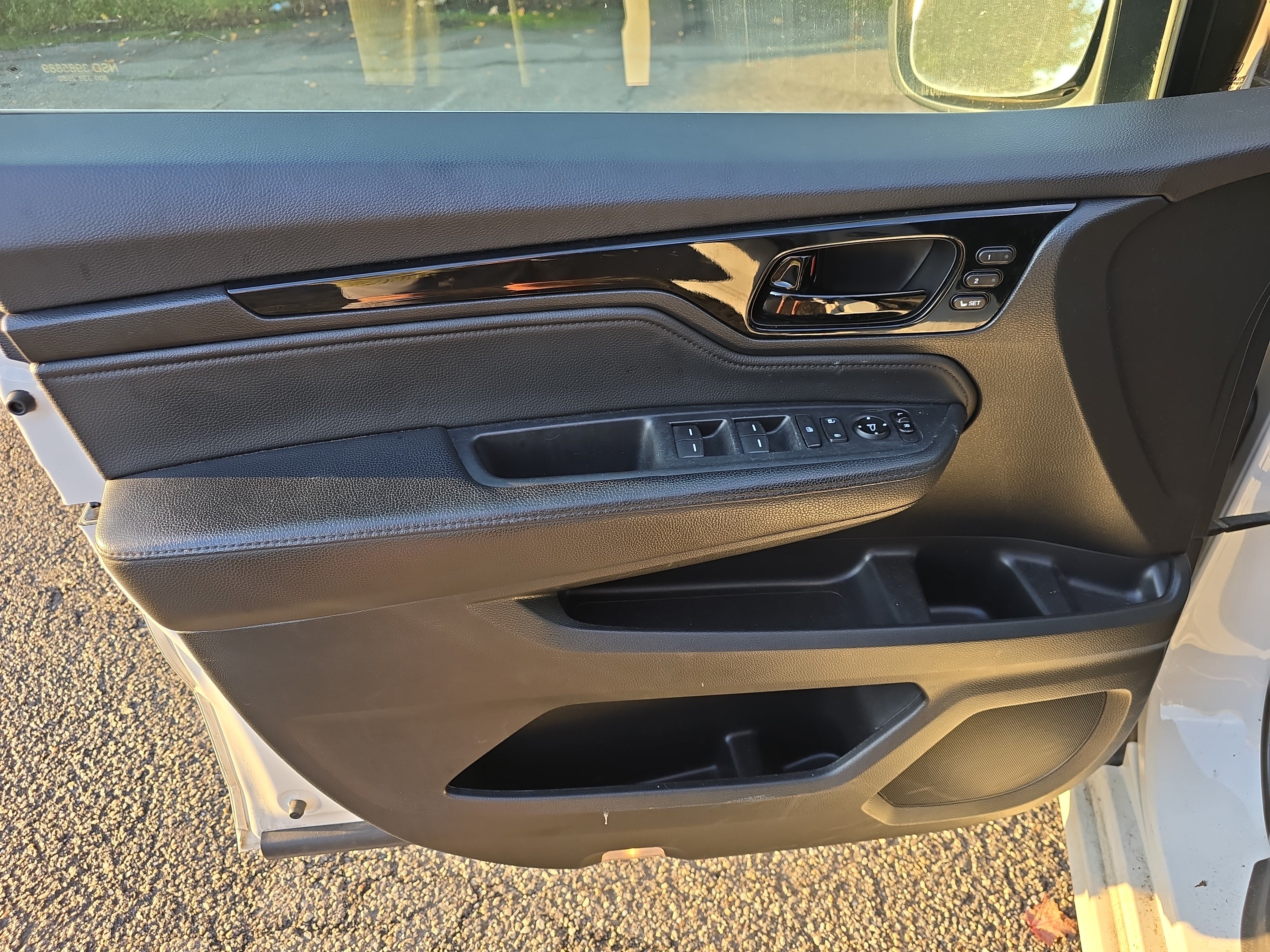Used 2021 Honda Odyssey Touring image 14