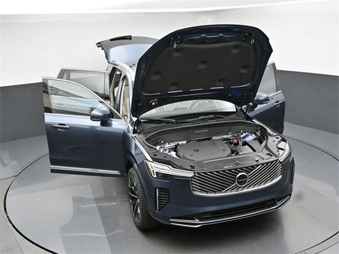 New 2026 Volvo XC90 B6 Ultra image 50