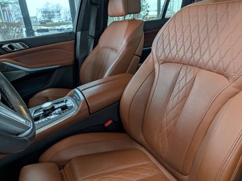 Certified 2023 BMW X7 M60i w/ Executive Package image 7