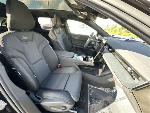 Used 2025 Polestar Polestar 3 image 22