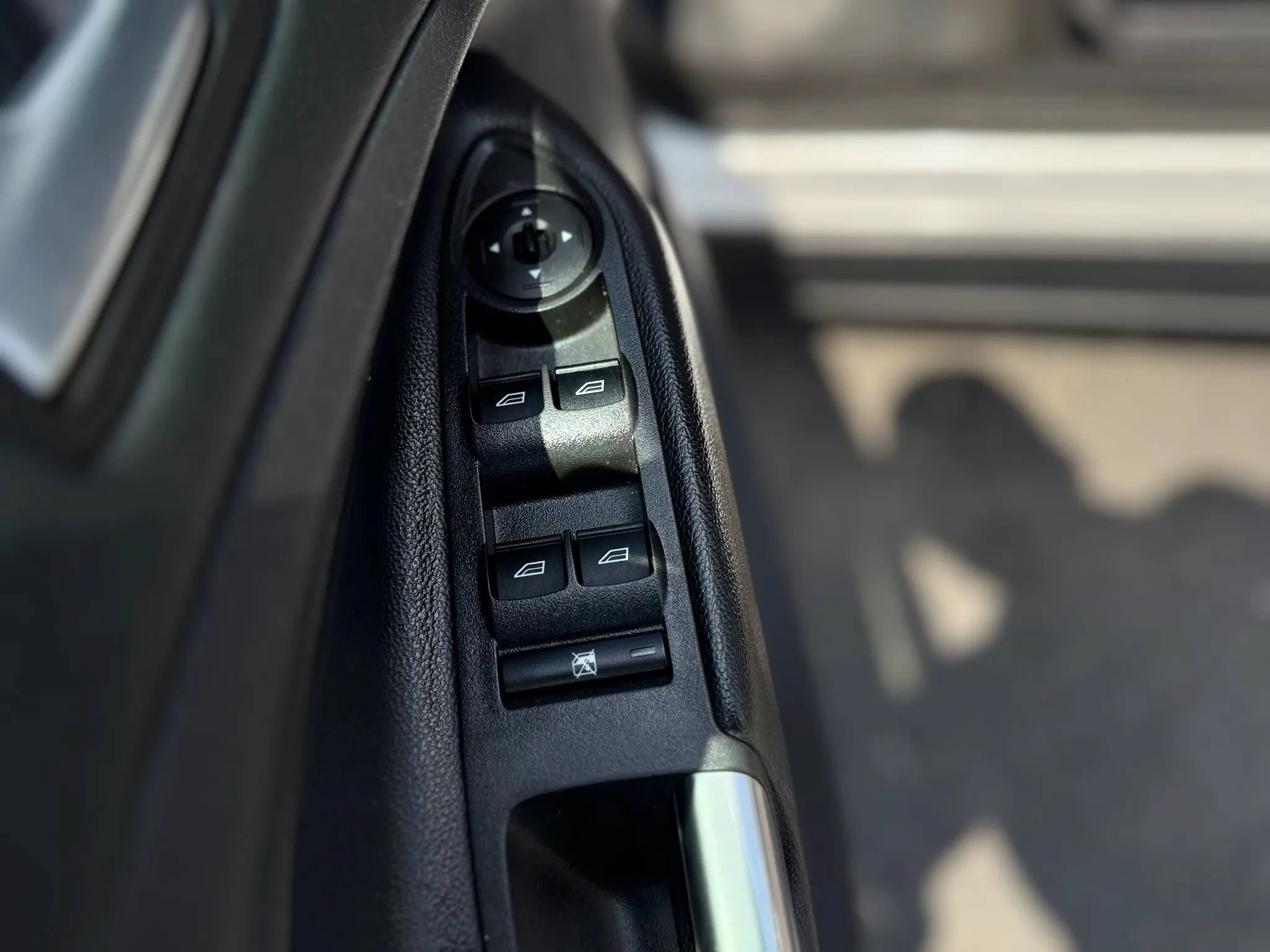 Used 2014 Ford Escape SE FWD image 34